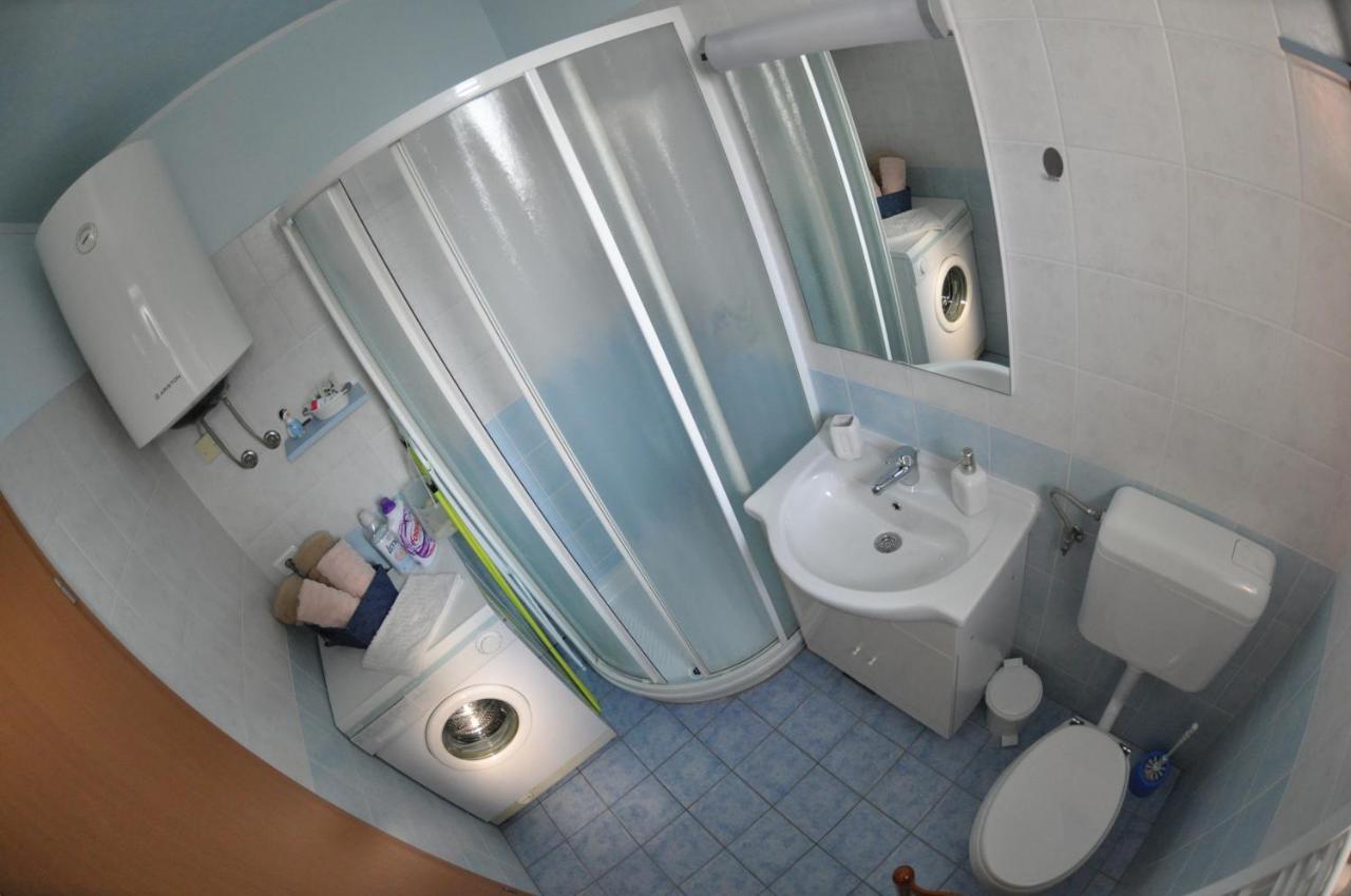 Apartma Brnistra Ginestra Koper Exterior photo